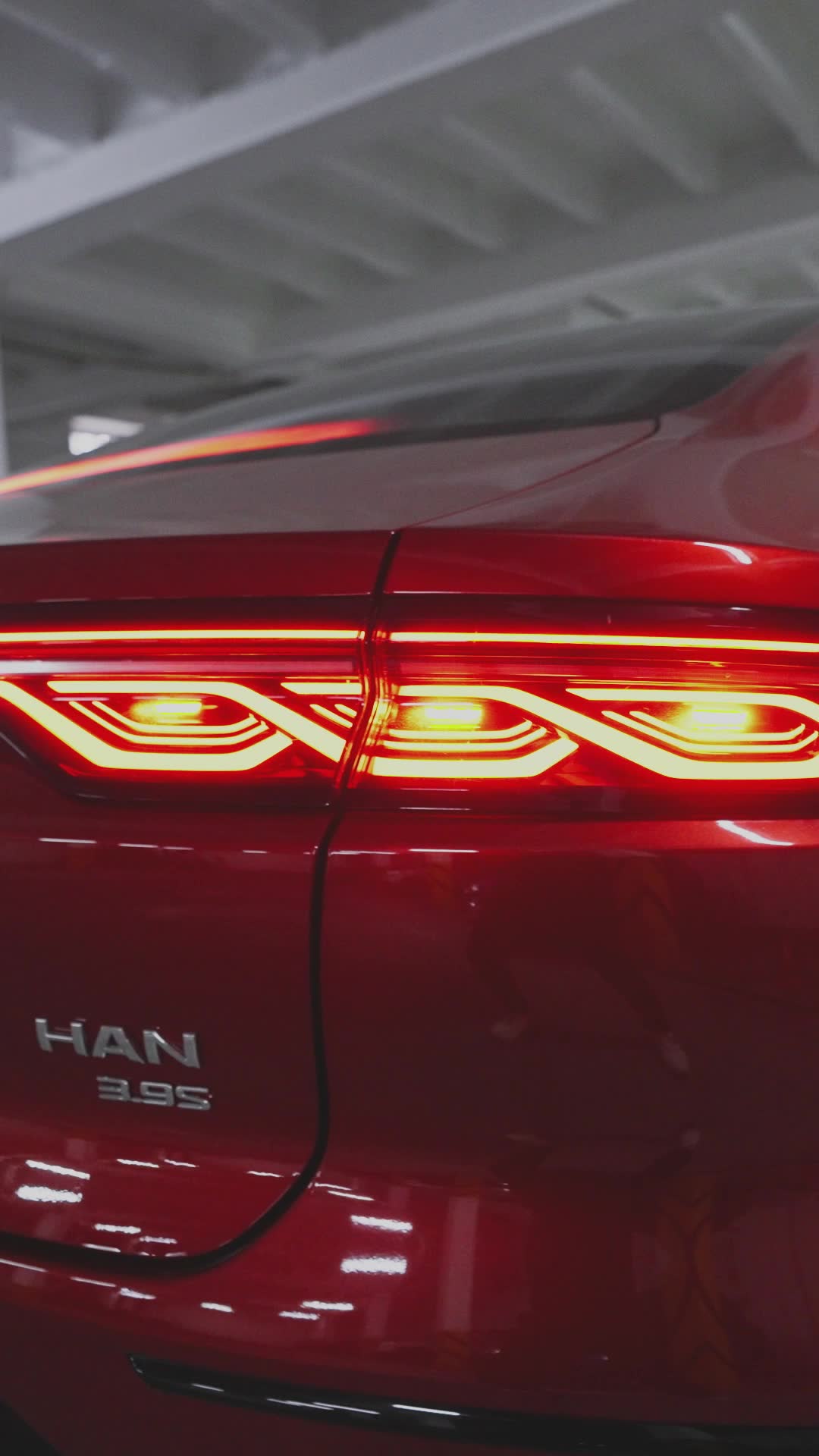 BYD · Grupo Lader, fotograma 1